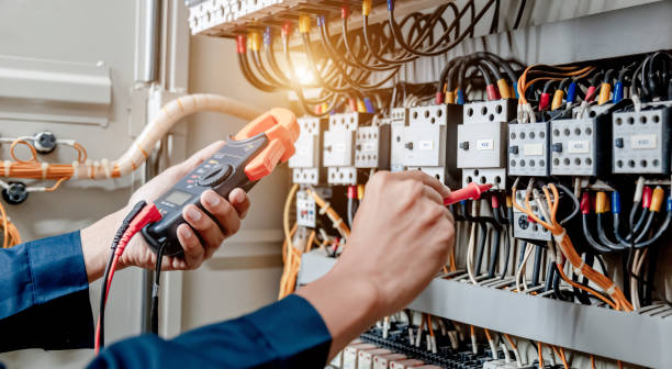 Best 24-Hour Electrician  in Leetonia, OH